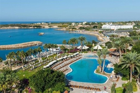 Kypr, Paphos, Coral Beach Hotel & Resort, za <span>34.118</span> Kč