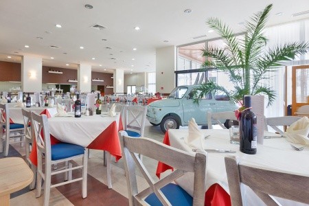 Bulharsko Obzor Sol Luna Bay Resort & Aquapark 8 dňový pobyt All Inclusive Letecky Letisko: Bratislava August 2026 (18/08/26-25/08/26)