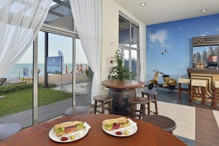 Bulharsko Obzor Sol Luna Bay Resort & Aquapark 8 dňový pobyt All Inclusive Letecky Letisko: Bratislava August 2026 (18/08/26-25/08/26)