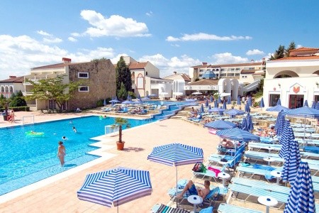 Bulharsko, Djuni, Pelican, za <span>29.035</span> Kč