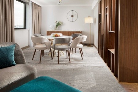 Česká republika Praha a okolie Hilton Prague 4 dňový pobyt Raňajky Vlastná June 2026 (28/06/26- 1/07/26)