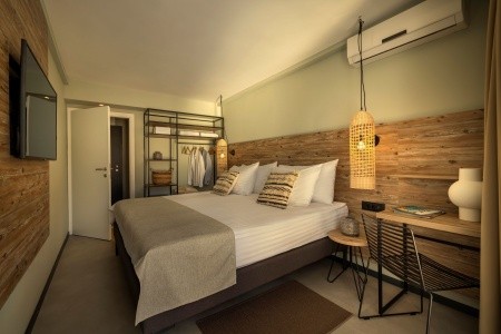 Chorvátsko Hvar Hvar By Valamar 6 dňový pobyt Polpenzia Vlastná June 2026 ( 5/06/26-10/06/26)