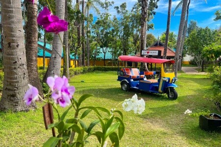 Thajsko Phuket Paradox Resort Phuket (Ex: Mövenpick Resort & Spa Karon Beach Phuket) 13 dňový pobyt Raňajky Letecky Letisko: Viedeň November 2026 (28/11/26-10/12/26)
