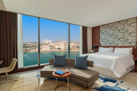 Spojené arabské emiráty Abu Dhabi Fairmont Bab Al Bahr 15 dňový pobyt Raňajky Letecky Letisko: Praha August 2025 (20/08/25- 3/09/25)