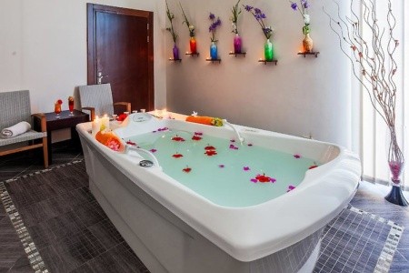 Egypt Hurghada Cleopatra Luxury Beach Resort Makadi Bay - Adults Only 5 dňový pobyt All Inclusive Letecky Letisko: Praha February 2026 (15/02/26-19/02/26)