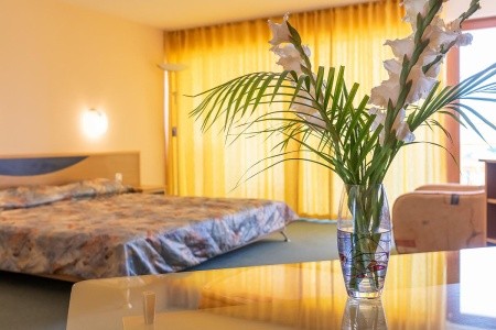 Bulharsko Slnečné Pobrežie Nessebar Beach Resort 8 dňový pobyt All Inclusive Letecky Letisko: Bratislava July 2026 (14/07/26-21/07/26)