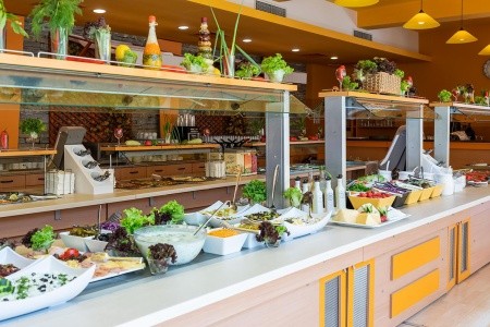 Bulharsko Slnečné Pobrežie Nessebar Beach Resort 8 dňový pobyt All Inclusive Letecky Letisko: Bratislava July 2026 (14/07/26-21/07/26)