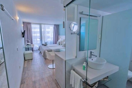 Kanárske ostrovy Tenerife Coral Ocean View 8 dňový pobyt Polpenzia Letecky Letisko: Budapešť October 2026 ( 4/10/26-11/10/26)