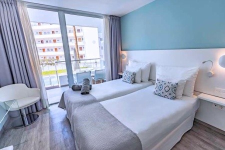 Kanárske ostrovy Tenerife Coral Ocean View 8 dňový pobyt Polpenzia Letecky Letisko: Budapešť October 2026 ( 4/10/26-11/10/26)