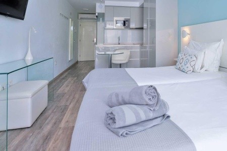 Kanárske ostrovy Tenerife Coral Ocean View 8 dňový pobyt Polpenzia Letecky Letisko: Budapešť October 2026 ( 4/10/26-11/10/26)