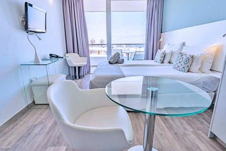 Kanárske ostrovy Tenerife Coral Ocean View 8 dňový pobyt Polpenzia Letecky Letisko: Budapešť October 2026 ( 4/10/26-11/10/26)