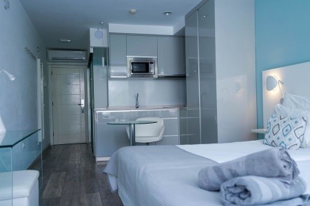 Kanárske ostrovy Tenerife Coral Ocean View 8 dňový pobyt Polpenzia Letecky Letisko: Budapešť October 2026 ( 4/10/26-11/10/26)