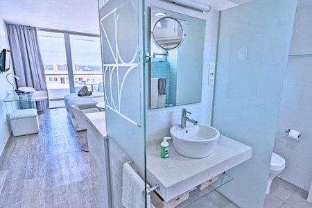 Kanárske ostrovy Tenerife Coral Ocean View 8 dňový pobyt Polpenzia Letecky Letisko: Budapešť October 2026 ( 4/10/26-11/10/26)