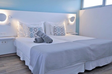 Kanárske ostrovy Tenerife Coral Ocean View 8 dňový pobyt Polpenzia Letecky Letisko: Budapešť October 2026 ( 4/10/26-11/10/26)