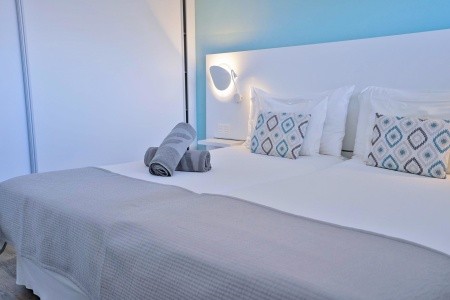 Kanárske ostrovy Tenerife Coral Ocean View 8 dňový pobyt Polpenzia Letecky Letisko: Budapešť October 2026 ( 4/10/26-11/10/26)