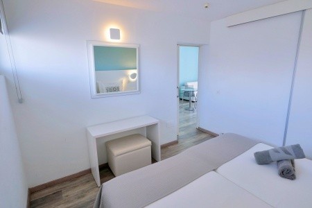 Kanárske ostrovy Tenerife Coral Ocean View 8 dňový pobyt Polpenzia Letecky Letisko: Budapešť October 2026 ( 4/10/26-11/10/26)