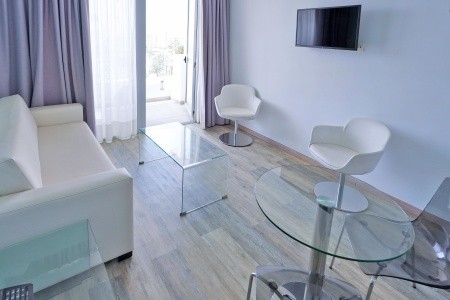 Kanárske ostrovy Tenerife Coral Ocean View 8 dňový pobyt Polpenzia Letecky Letisko: Budapešť October 2026 ( 4/10/26-11/10/26)