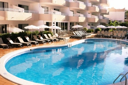 Kanárske ostrovy Tenerife Coral California 6 dňový pobyt Raňajky Letecky Letisko: Budapešť August 2026 (19/08/26-24/08/26)