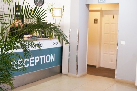 Kanárske ostrovy Tenerife Coral California 6 dňový pobyt Raňajky Letecky Letisko: Budapešť August 2026 (19/08/26-24/08/26)