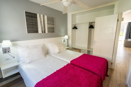 Kanárske ostrovy Tenerife Coral California 6 dňový pobyt Raňajky Letecky Letisko: Budapešť August 2026 (19/08/26-24/08/26)