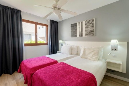 Kanárske ostrovy Tenerife Coral California 6 dňový pobyt Raňajky Letecky Letisko: Budapešť August 2026 (19/08/26-24/08/26)