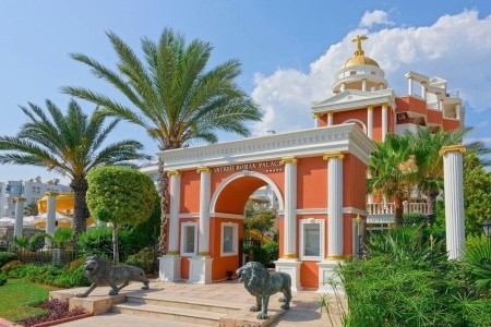 Antique Roman Palace - 24