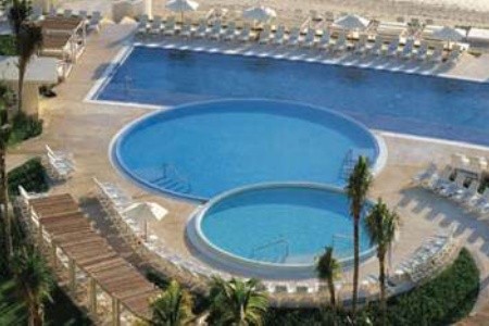 Mexiko Cancún Live Aqua Beach Resort Cancun 10 dňový pobyt All Inclusive Letecky Letisko: Praha December 2025 (21/12/25-30/12/26)