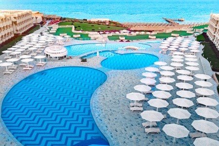 Sirena Beach Resort & Spa