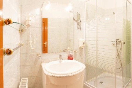 Maďarsko Západné Zadunajsko Venus 5 dňový pobyt Raňajky Vlastná June 2026 (15/06/26-19/06/26)