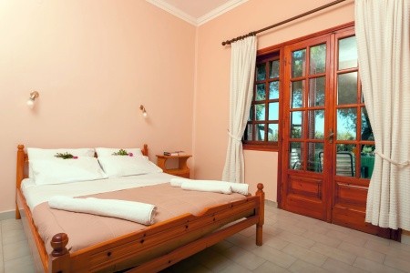 Alykes Park Bungalows & Apartments - 56