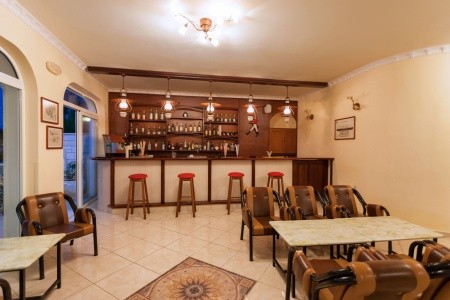 Alykes Park Bungalows & Apartments - 67