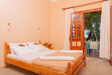 Alykes Park Bungalows & Apartments - 81