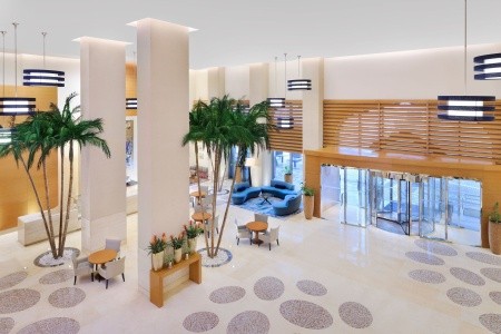 Spojené arabské emiráty Dubaj Mövenpick Hotel Jumeirah Beach 9 dňový pobyt Polpenzia Letecky Letisko: Praha august 2024 (10/08/24-18/08/24)