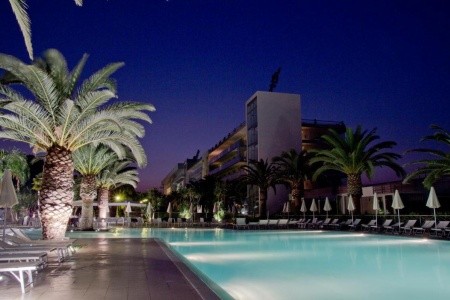 Eureka Palace Spa Resort - 1
