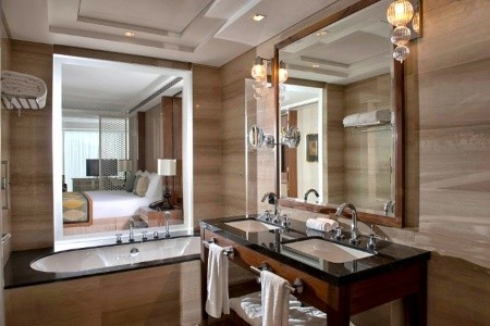 Spojené arabské emiráty Dubaj Taj Dubai Downtown 8 dňový pobyt Bez stravy Letecky Letisko: Praha March 2026 (17/03/26-24/03/26)