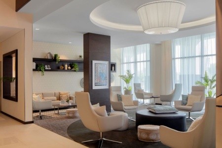 Spojené arabské emiráty Dubaj Hyatt Place Dubai Jumeirah 9 dňový pobyt Raňajky Letecky Letisko: Praha May 2026 ( 5/05/26-13/05/26)