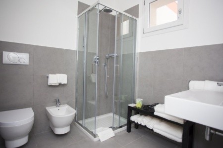 Taliansko Lago di Garda Sisan Family Resort (Cisano Del Bardolino) 5 dňový pobyt Raňajky Vlastná October 2025 (28/10/25- 1/11/25)