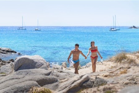 Taliansko Sardínia / Sardegna Chia Laguna Resort Village 15 dňový pobyt Polpenzia Vlastná May 2026 (21/05/26- 4/06/26)