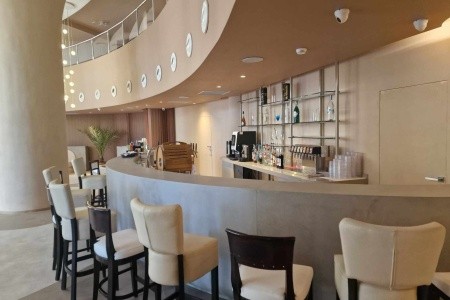 Zenith (Ex.marlin Beach) - 10