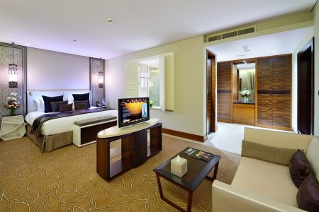 Spojené arabské emiráty Dubaj The Tower Plaza (Ex.