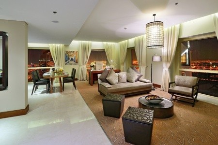 Spojené arabské emiráty Dubaj The Tower Plaza (Ex.