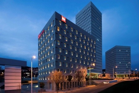 Ibis Barcelona Santa Coloma - 30