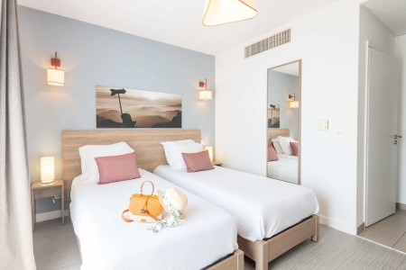 Comfort Suites Cannes Mandelieu - 56