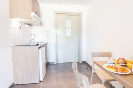 Comfort Suites Cannes Mandelieu - 58