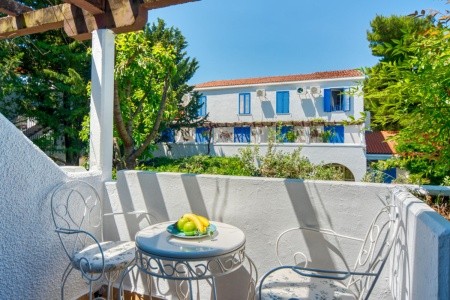 Čierna Hora Budva Slovenska Plaza 4* 8 dňový pobyt Polpenzia Letecky Letisko: Praha September 2025 ( 7/09/25-14/09/25)