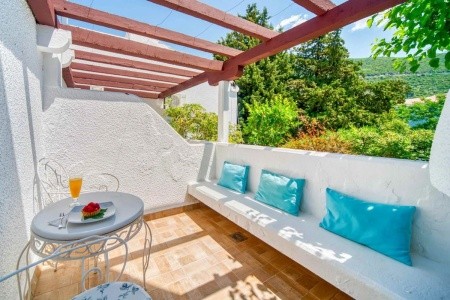 Čierna Hora Budva Slovenska Plaza 4* 8 dňový pobyt Polpenzia Letecky Letisko: Praha September 2025 ( 7/09/25-14/09/25)