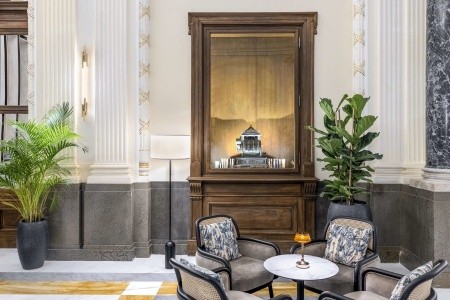 Česká republika Praha a okolie Carlo IV Prague 4 dňový pobyt Raňajky Vlastná November 2026 (26/11/26-29/11/26)