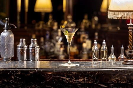 Česká republika Praha a okolie Carlo IV Prague 4 dňový pobyt Raňajky Vlastná November 2026 (26/11/26-29/11/26)