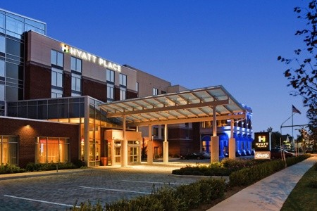 Hyatt Place Long Island - East End