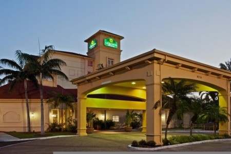 USA Miami La Quinta Inn & Suites Miami Airport West 14 dňový pobyt Raňajky Letecky Letisko: Praha October 2025 (24/10/25- 6/11/25)